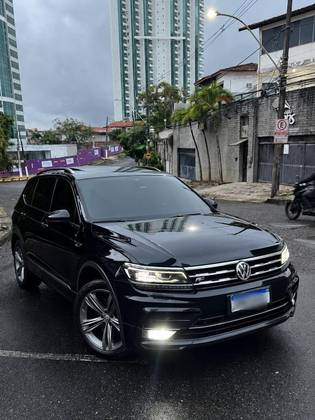 VOLKSWAGEN TIGUAN 2.0 350 TSI GASOLINA ALLSPACE R-LINE 4MOTION DSG VOLKSWAGEN TIGUAN 2.0 350 TSI GASOLINA ALLSPACE R-LINE 4MOTION DSG